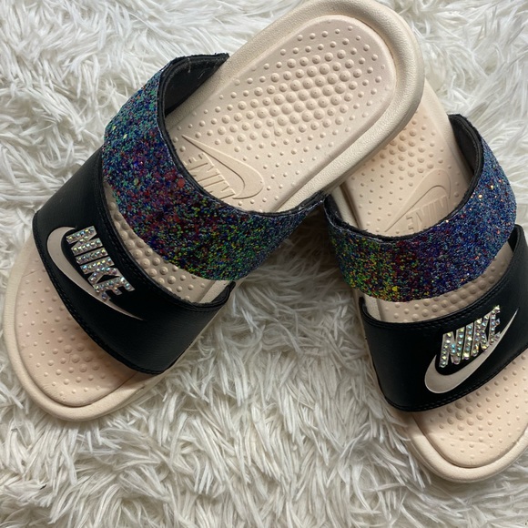 Woman Nike Size 6 - Picture 4 of 5